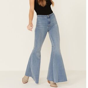 FREE PEOPLE LIGHT WASH HIGH RISE JUST FLOAT ON FLARE JEANS